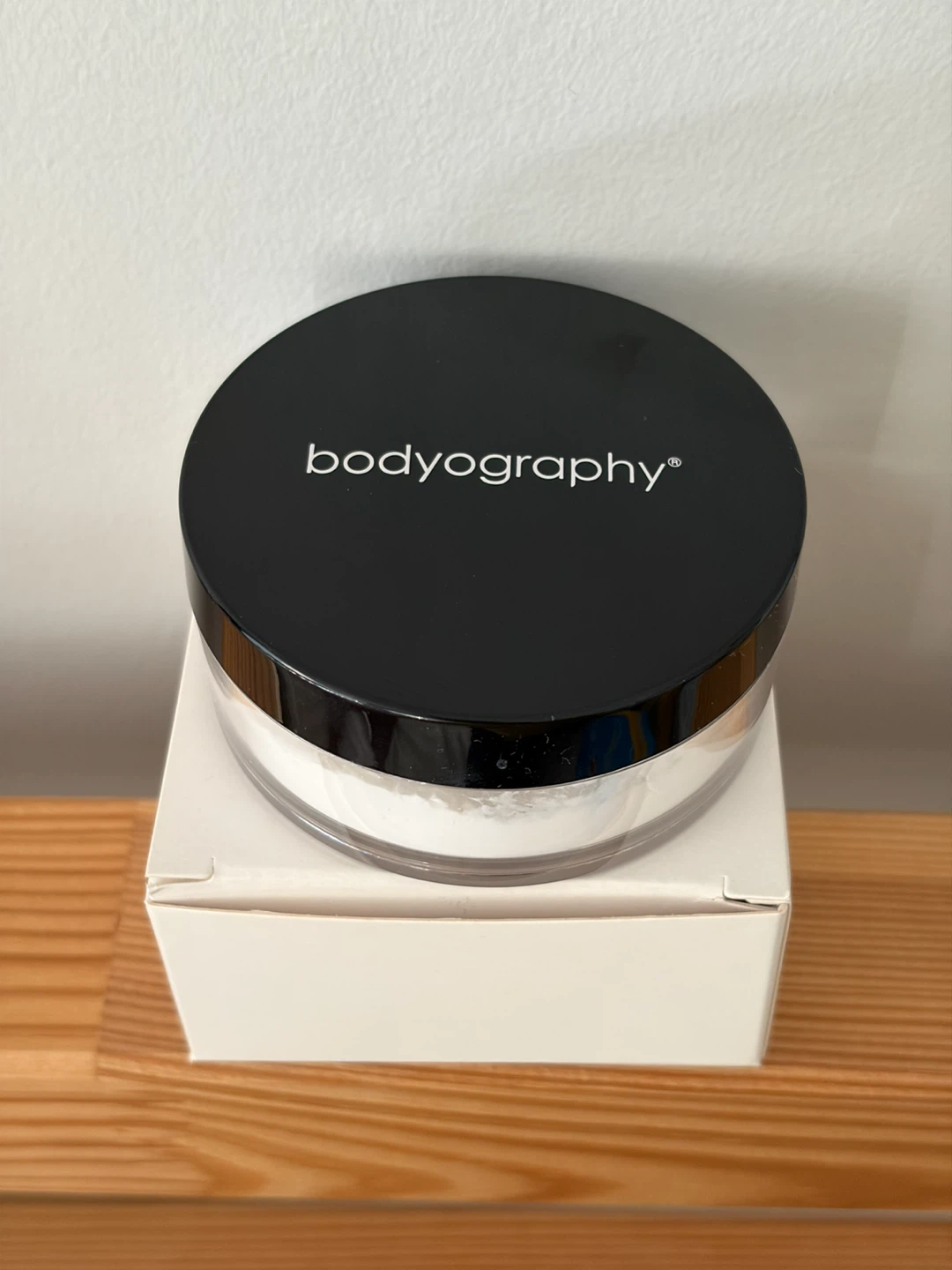 bodyography Blur, Set, Perfect Loose Finishing Powder - photo 2