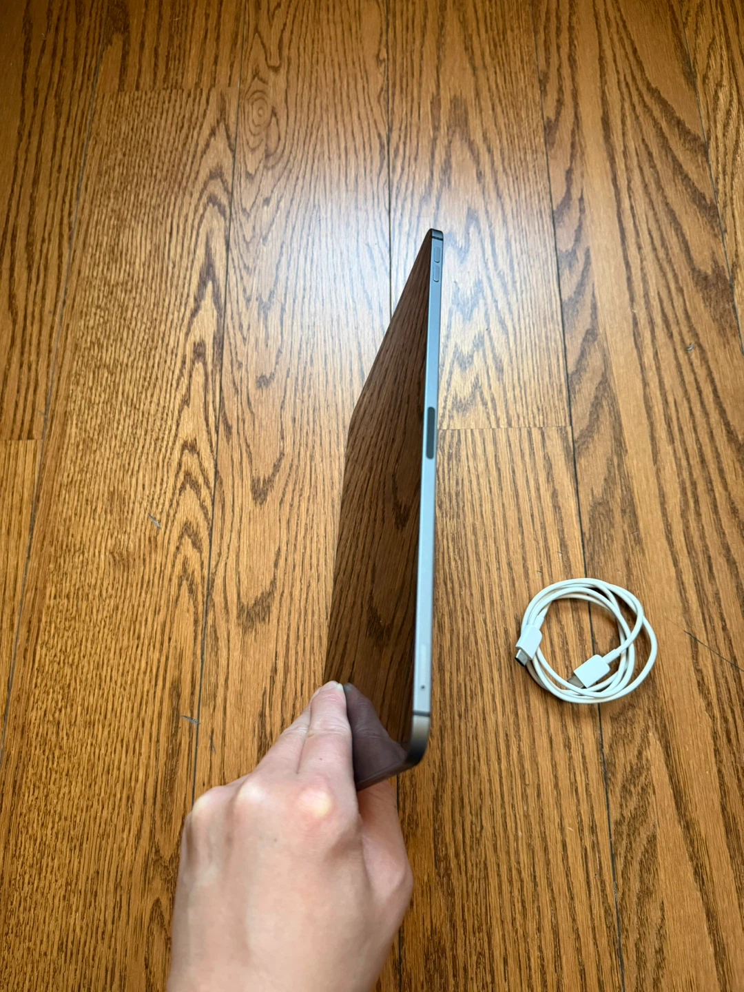 iPad Pro 2021 M1 A2301 Locked For parts - photo 4