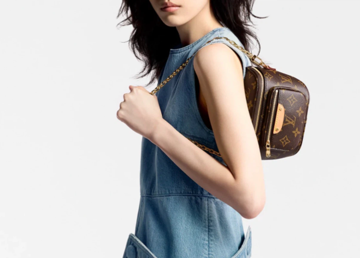 Louis Vuitton Monogram Canvas Bag(Authentic)