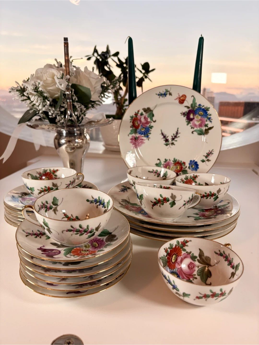 Vintage Hand-Painted Czechoslovakian Tea Set - photo 2