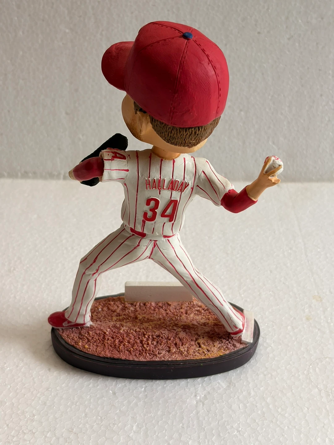 ROY HALLADAY 34 Phillies SGA Pitching Bobblehead - photo 3
