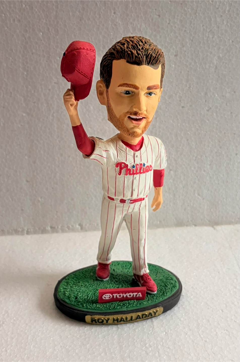 ROY HALLADAY 34 Phillies SGA Cap Tip Bobblehead