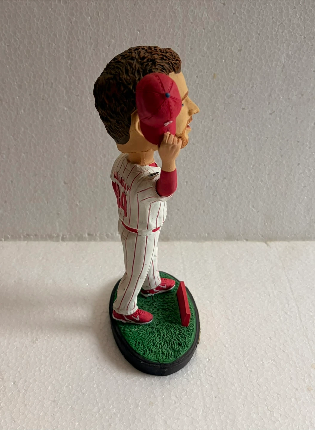 ROY HALLADAY 34 Phillies SGA Cap Tip Bobblehead - photo 2