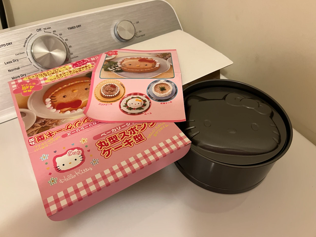 Hello Kitty Round Cake Mold Set - photo 2