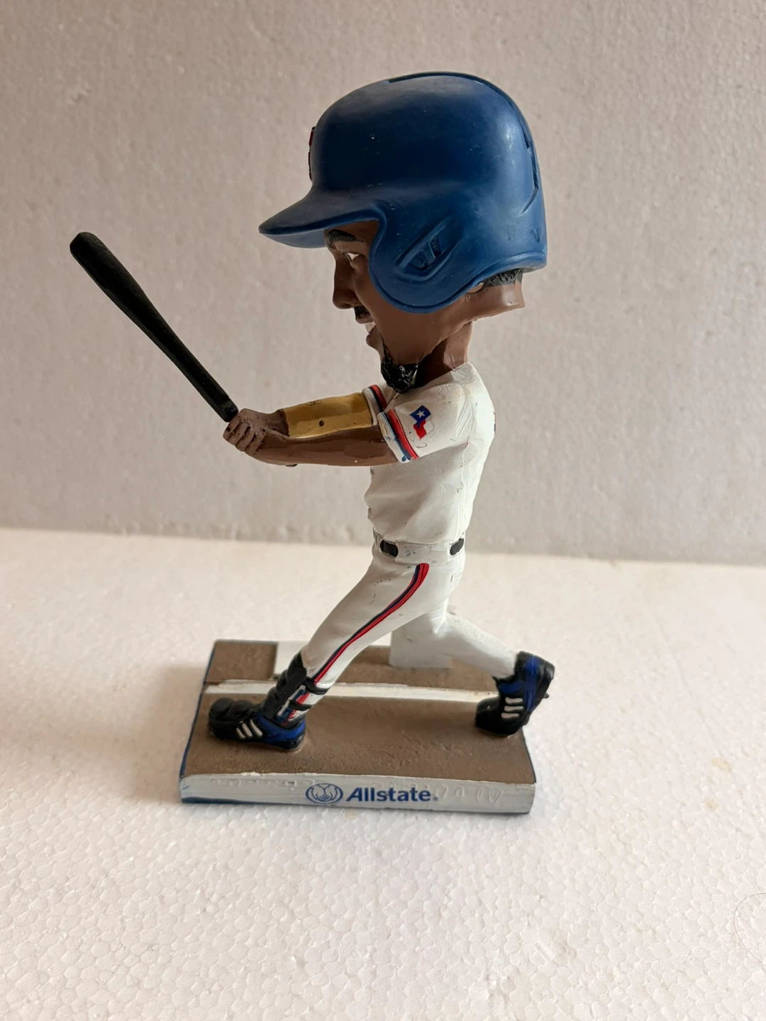 VLADIMIR GUERRERO TEXAS RANGERS SGA Bobblehead - photo 2