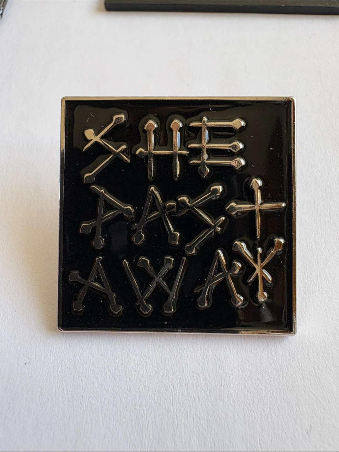 Set of 5 Music Band Enamel Pins - photo 5