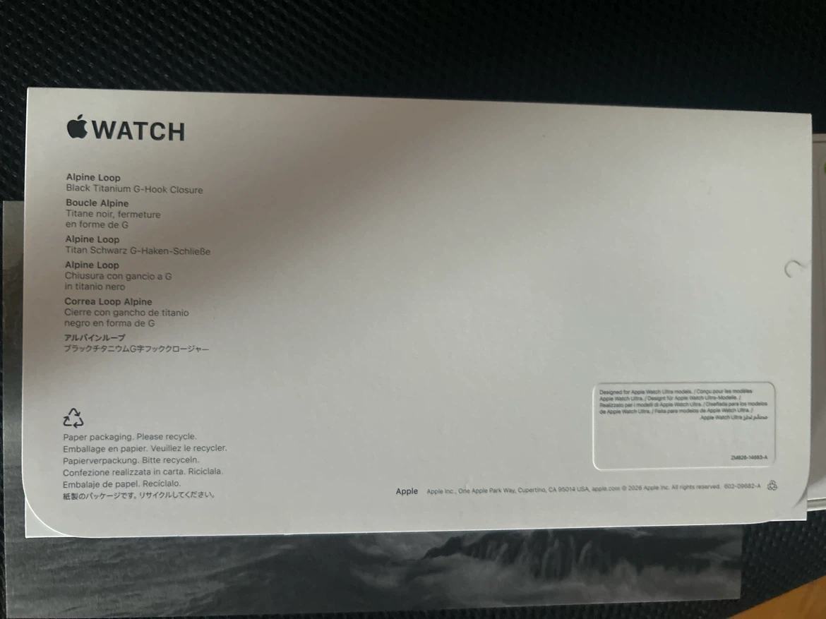 Apple Watch Ultra 4 Alpine Loop Black Titanium G-Hook