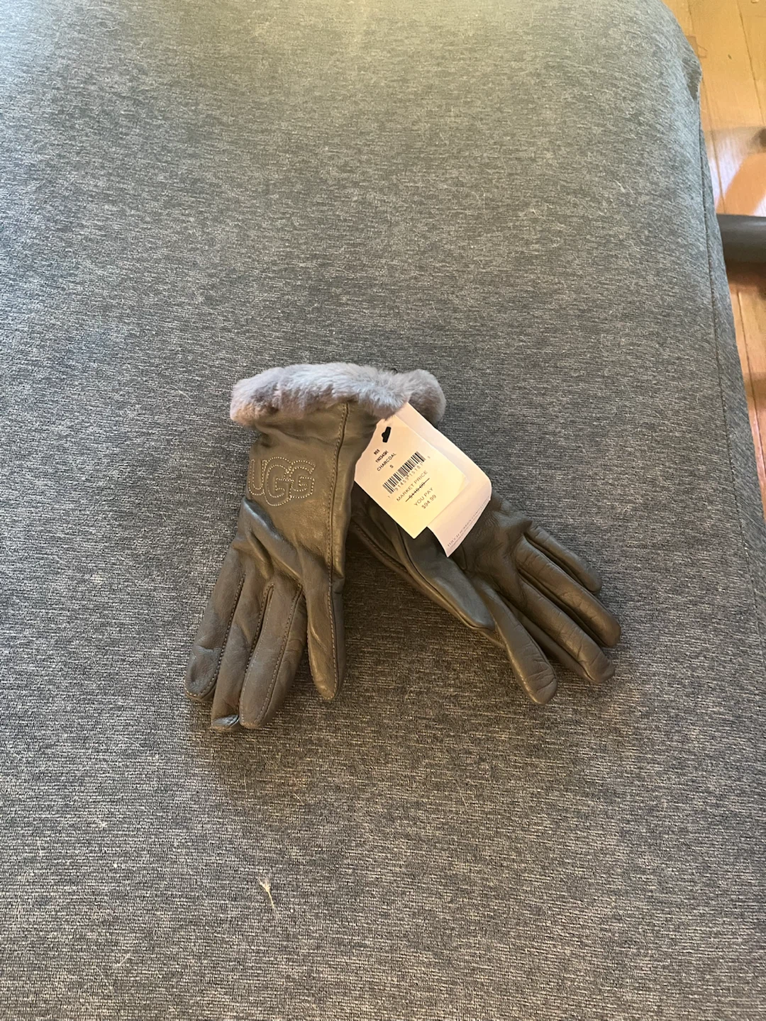 New UGG Leather Gloves Charcoal Size S