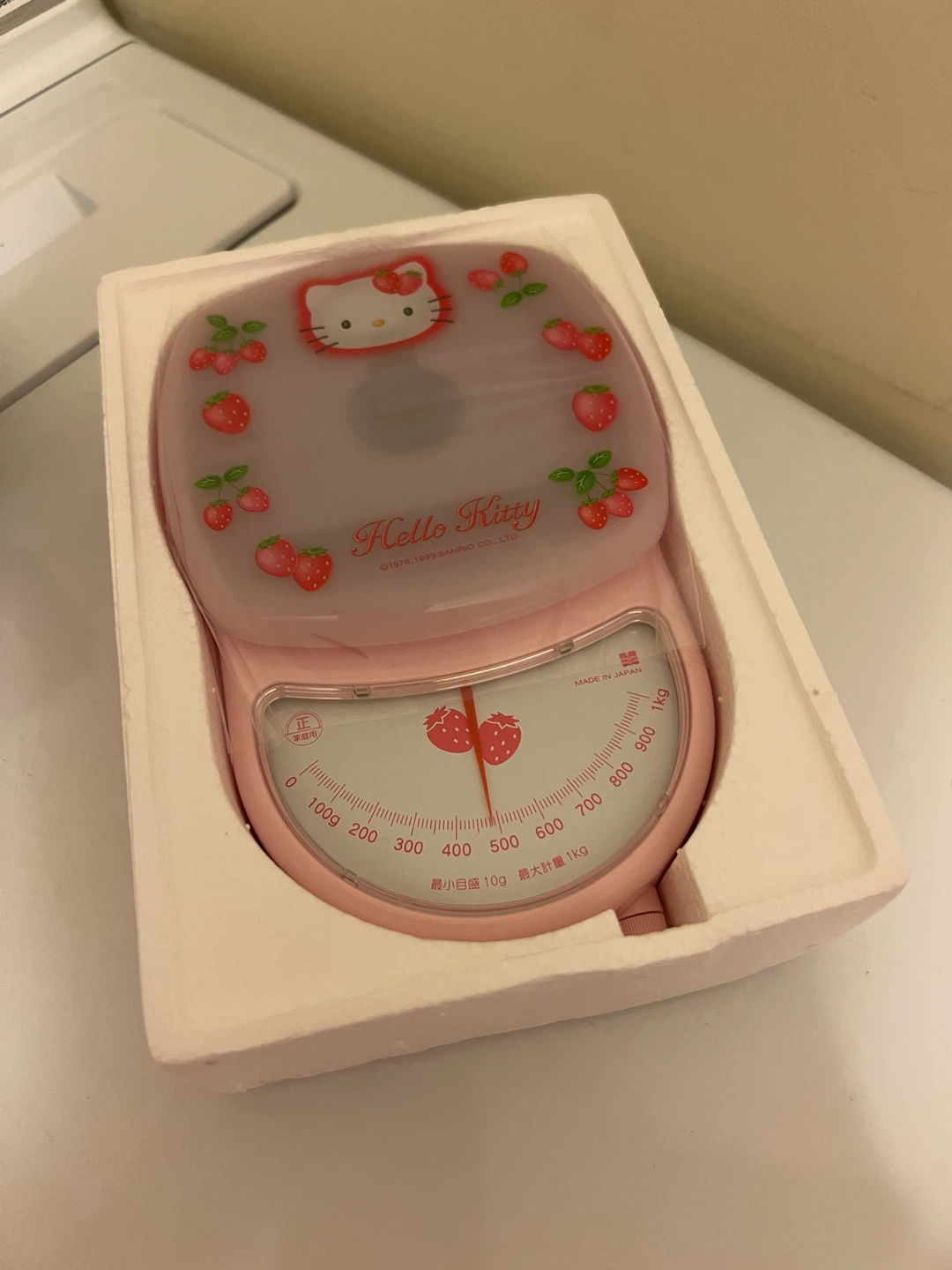 Hello Kitty Kitchen Scale