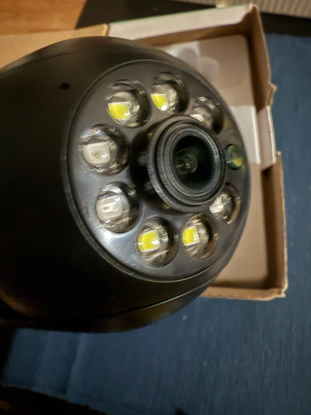 WiFi Smart Camera Bulb - photo 4