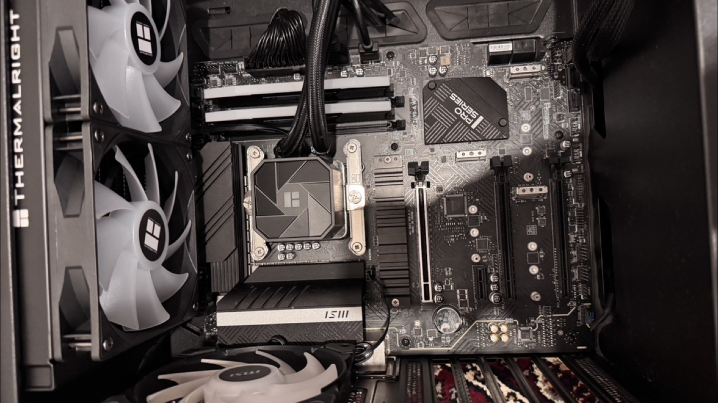 Z690 wifi with 12700kf, 240mm cooler(new) + case - photo 3