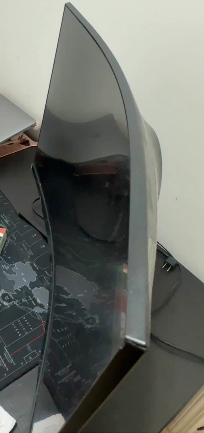Samsung Odyssey G5 27 inch Curved Gaming Monitor - photo 3