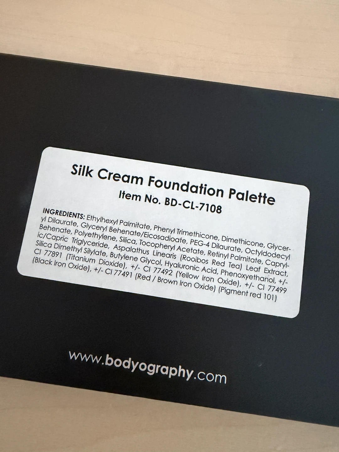 bodyography Silk Cream Foundation Palette - photo 3
