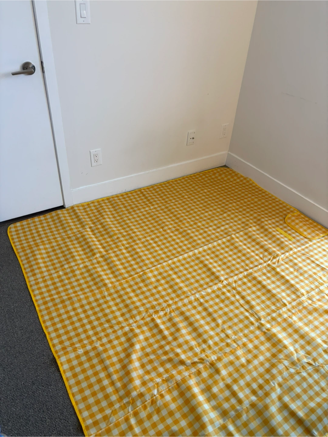 Yellow Gingham Picnic Blanket - photo 2
