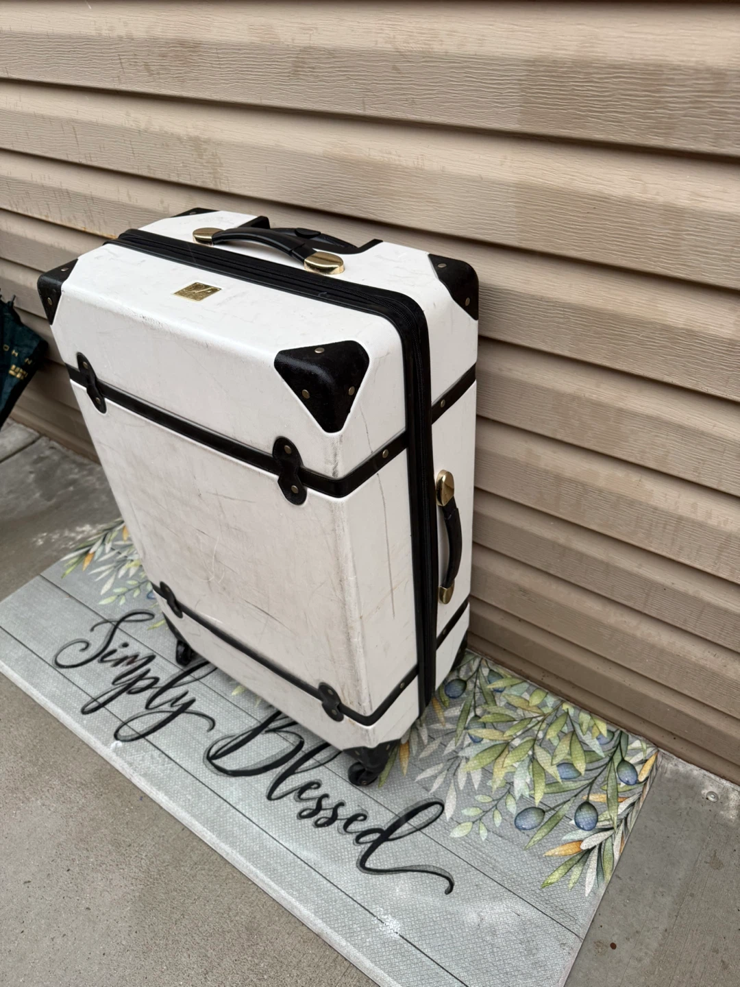 DVF Studio Rolling Suitcase - photo 3
