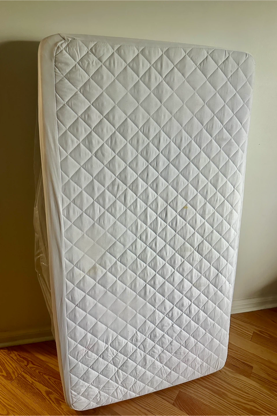 Memory Foam crib Mattress with cover