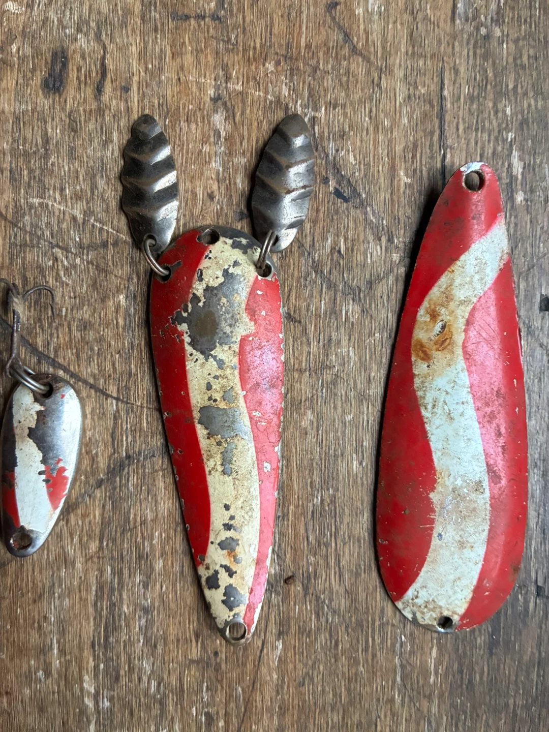 Vintage fishing lure DFT Canada No. 92 Spoon + 2 Antique Tackle - photo 2