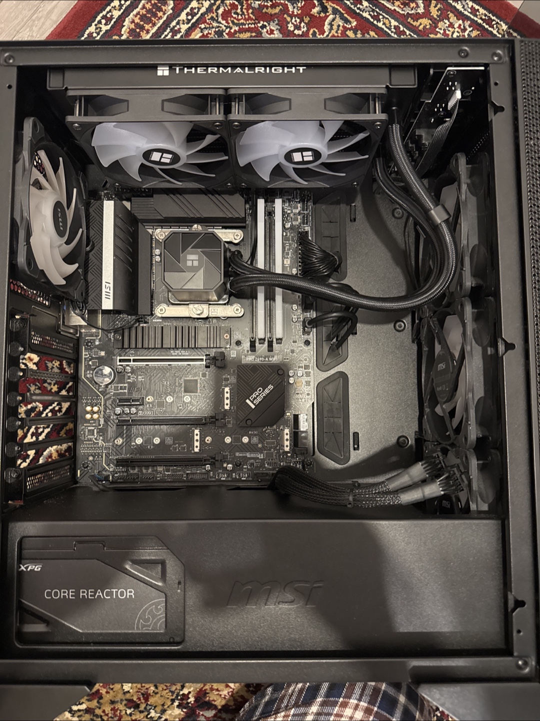 Z690 wifi with 12700kf, 240mm cooler(new) + case
