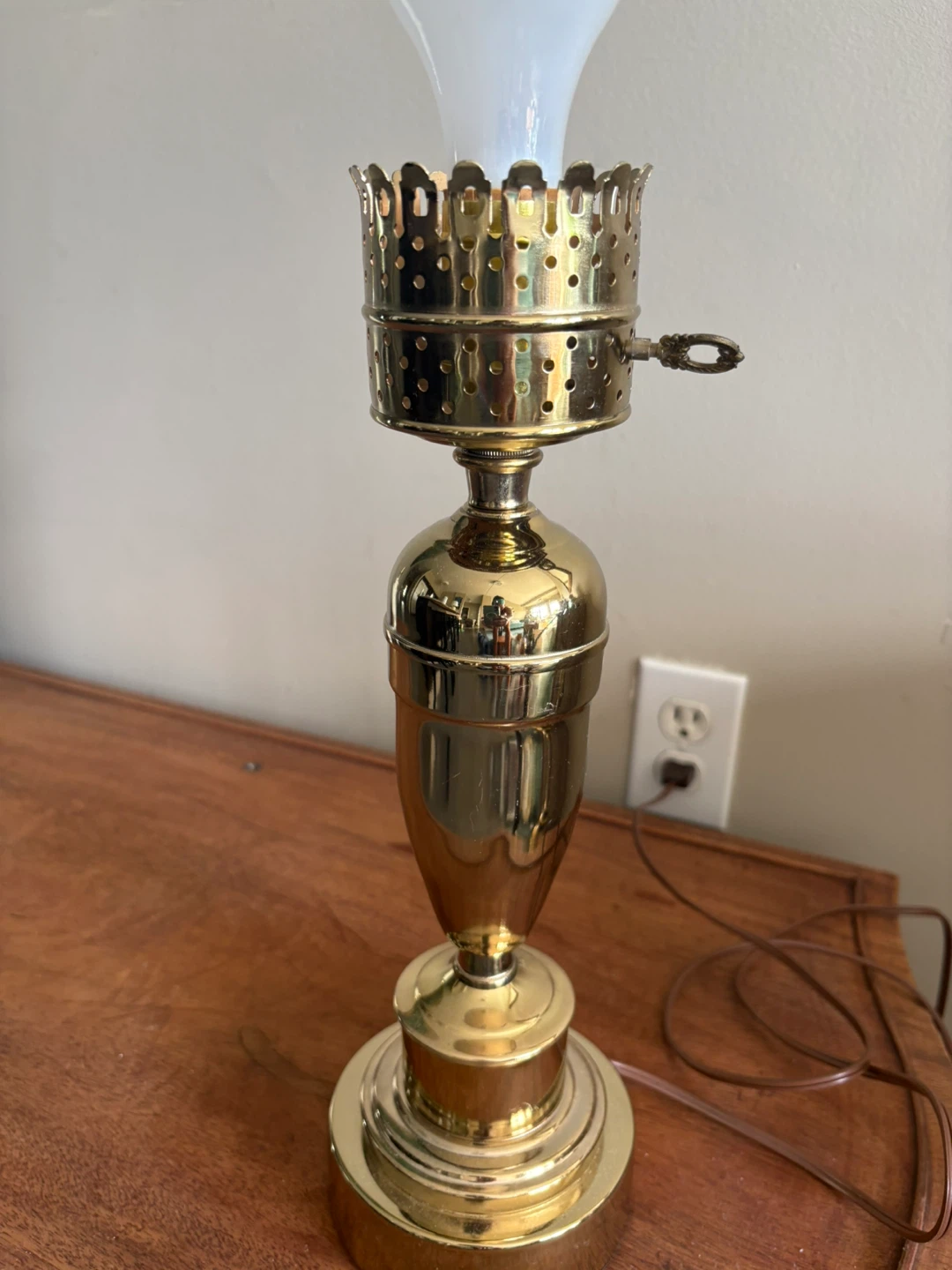Vintage Brass Accent Lamp