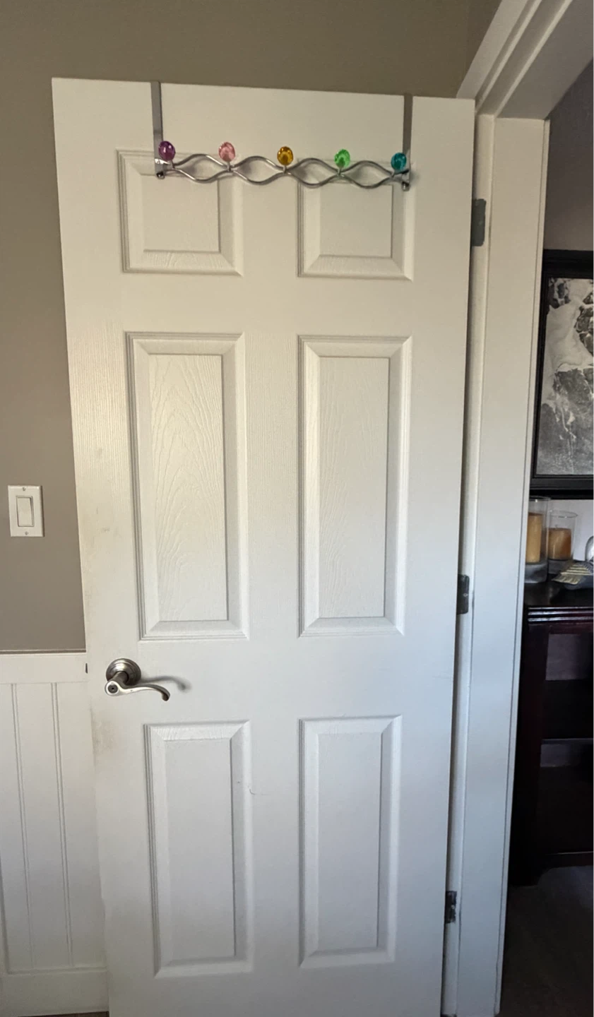 Over-the-Door Hook Rack with Decorative Knobs