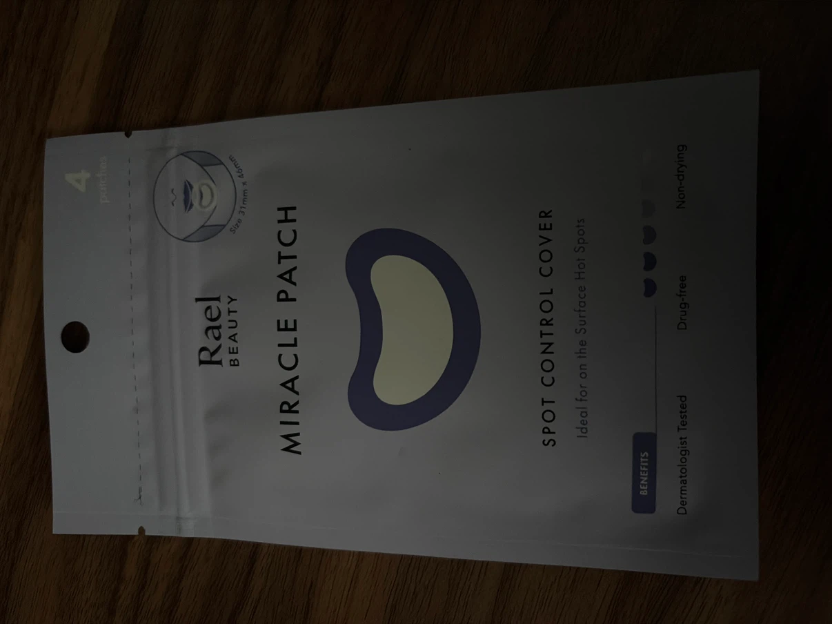 Rael Beauty Miracle Patch Spot Control Cover