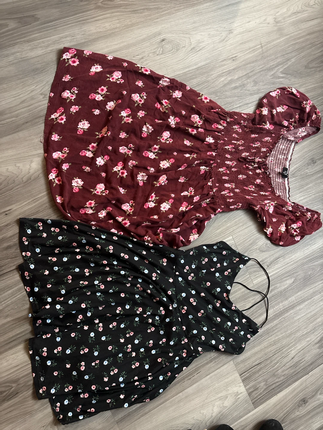 Two floral dresses, size XL