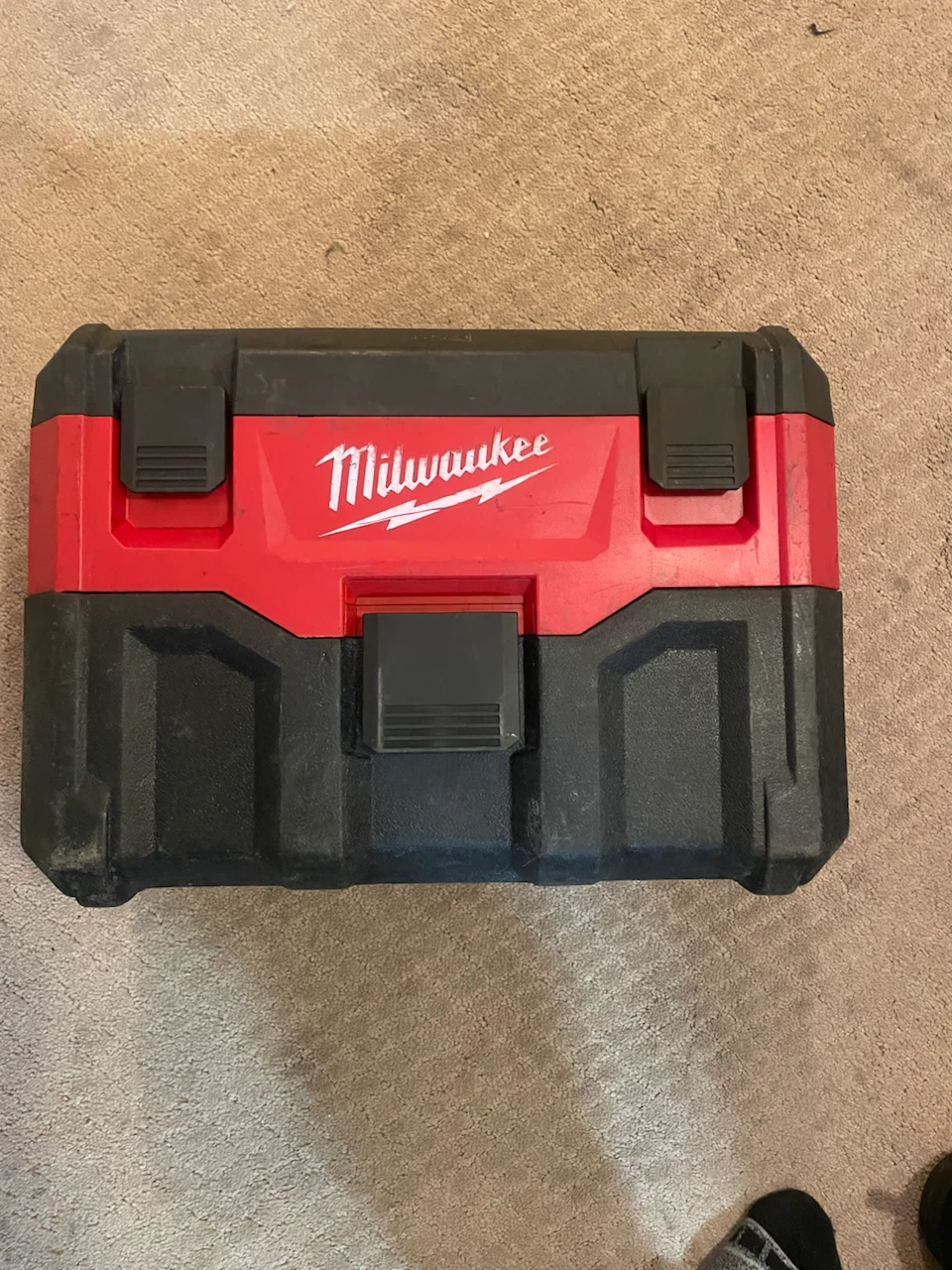 Milwaukee 2 Gallon Wet/Dry Vacuum