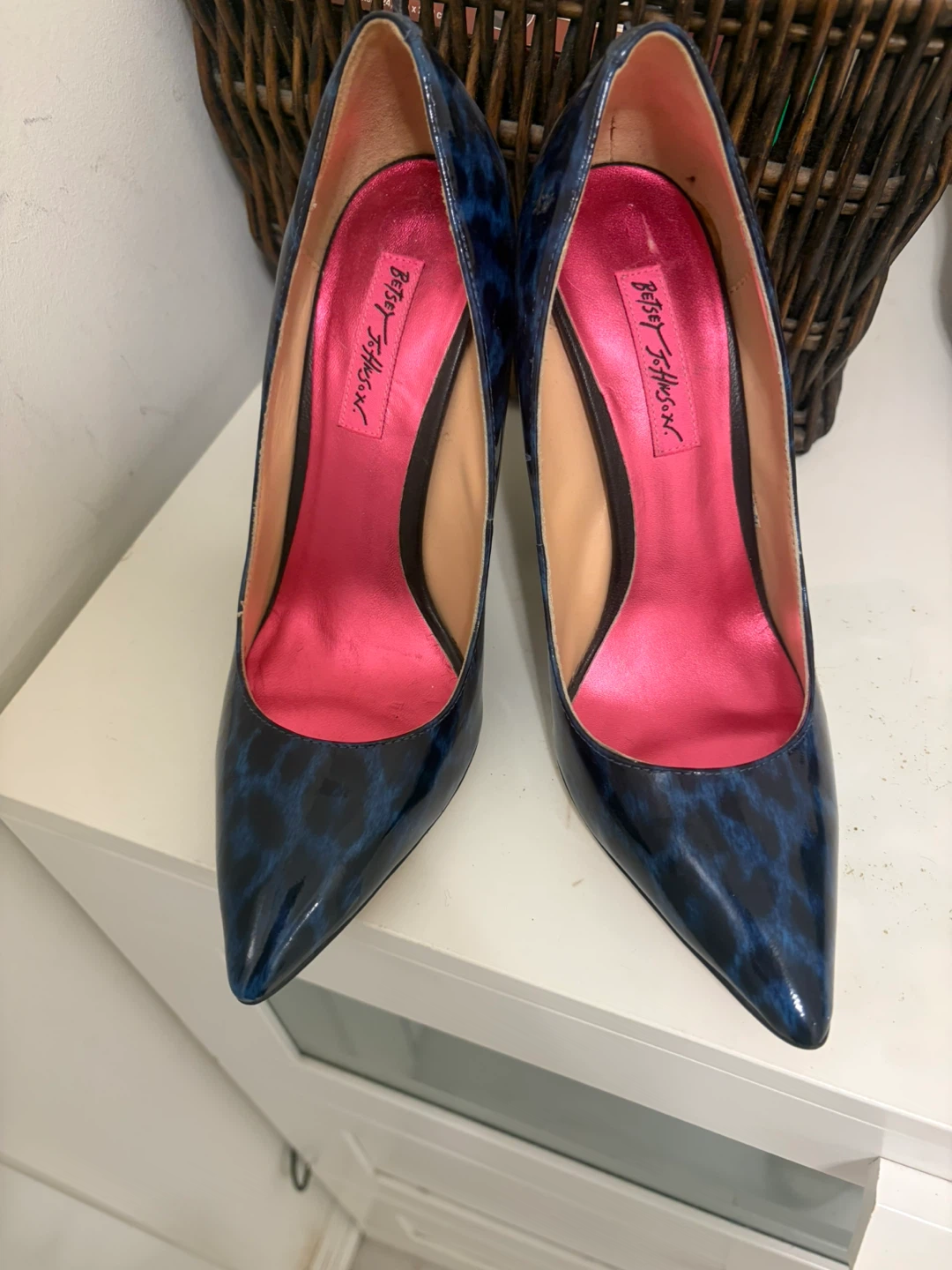 Betsey Johnson Blue Leopard Print Heels S7.5