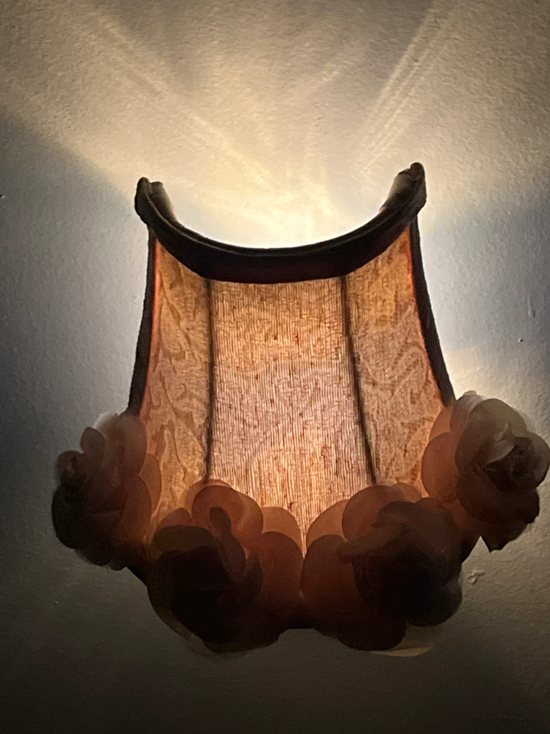 Vintage Shabby Chic Fabric Night Light – Warm Floral Glow - photo 2