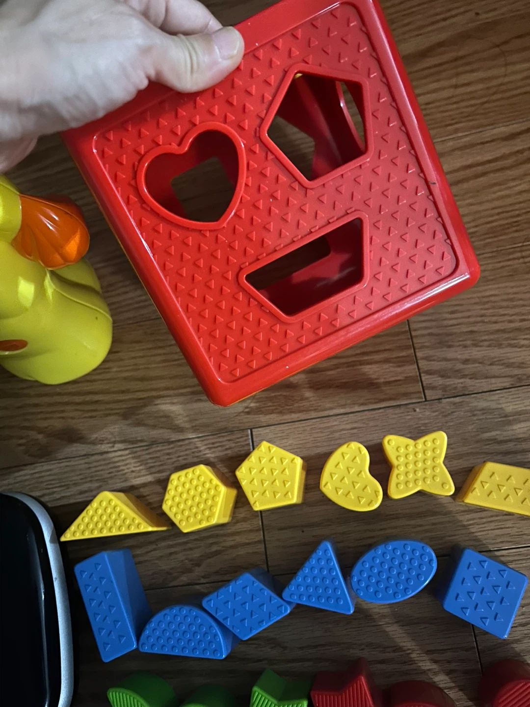Assorted Kids Learning and Shape Sorter Toy Bundle - photo 5