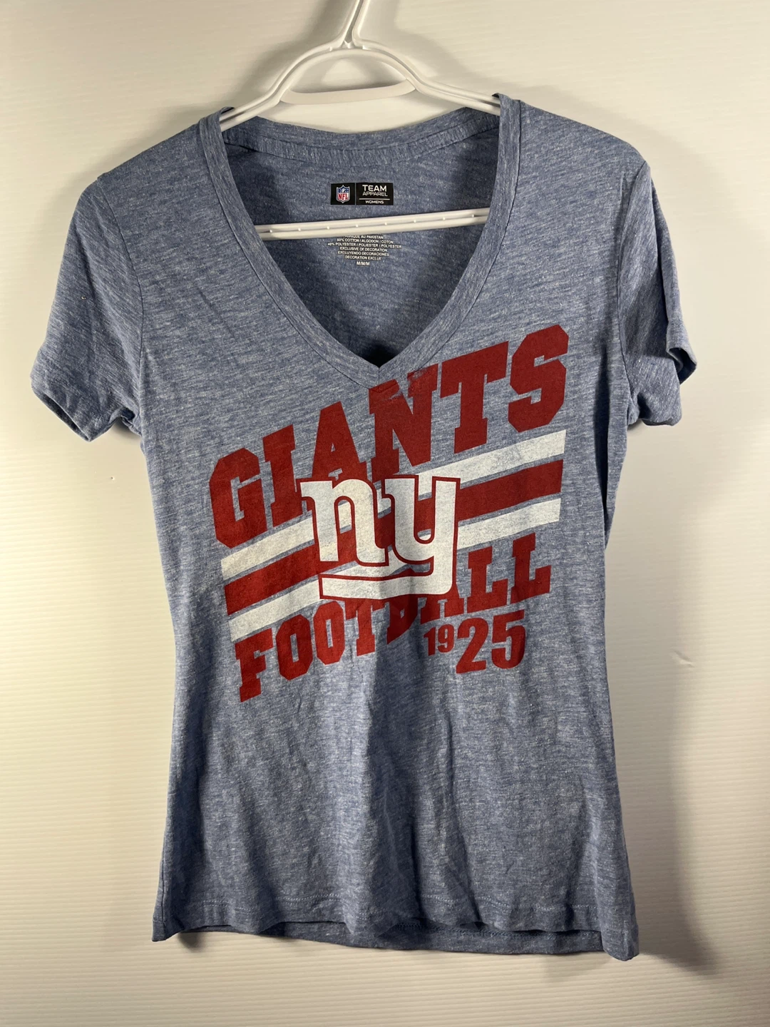 Women’s NY Giants V-Neck T-Shirt (Size Medium) - NFL Apparel