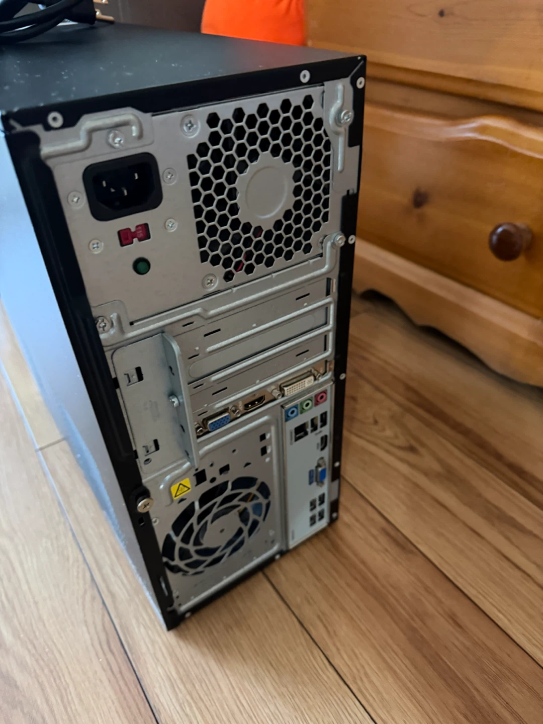 HP Pavilion 550-019 Desktop PC – AMD A10 / 8GB RAM / 1TB HDD - photo 2