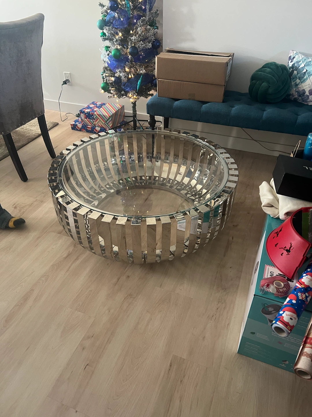 Round coffee table - photo 3