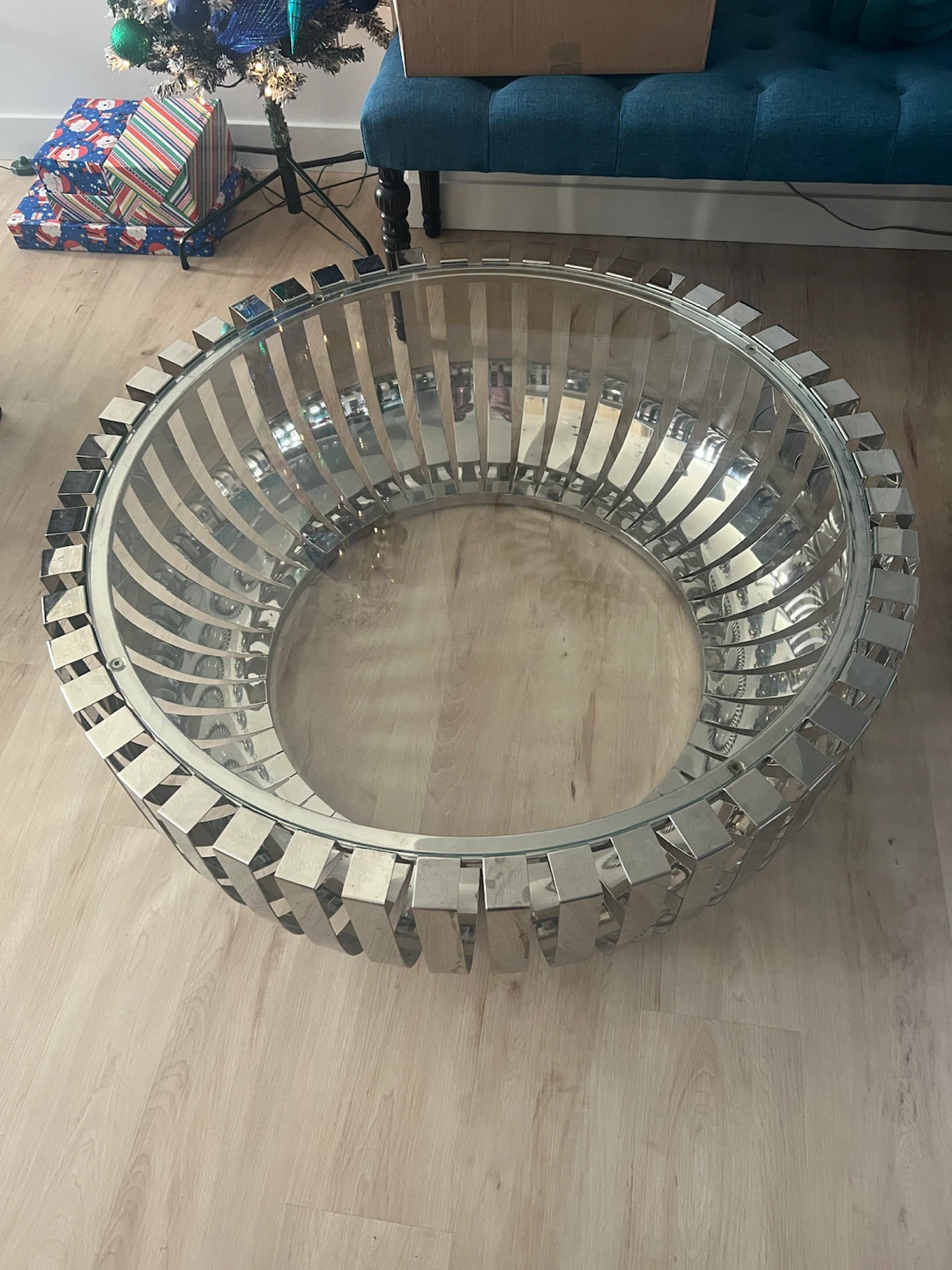 Round coffee table - photo 4