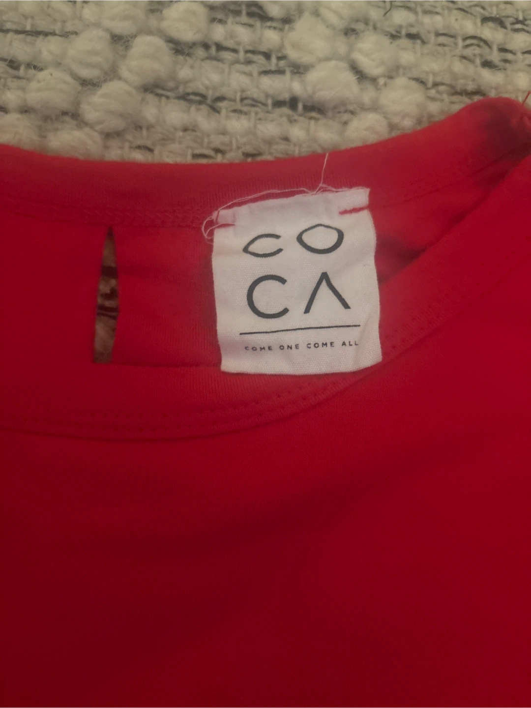 COCA Red Twist Back Top size small - photo 2