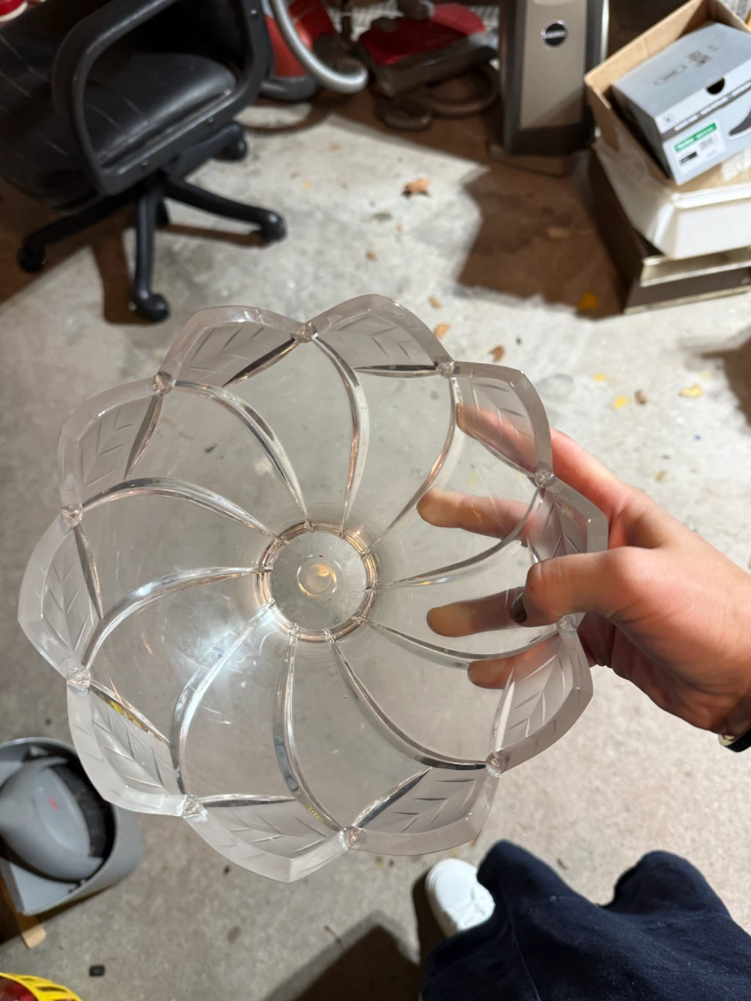 Clear Glass Decorative Leaf Bowl - photo 2
