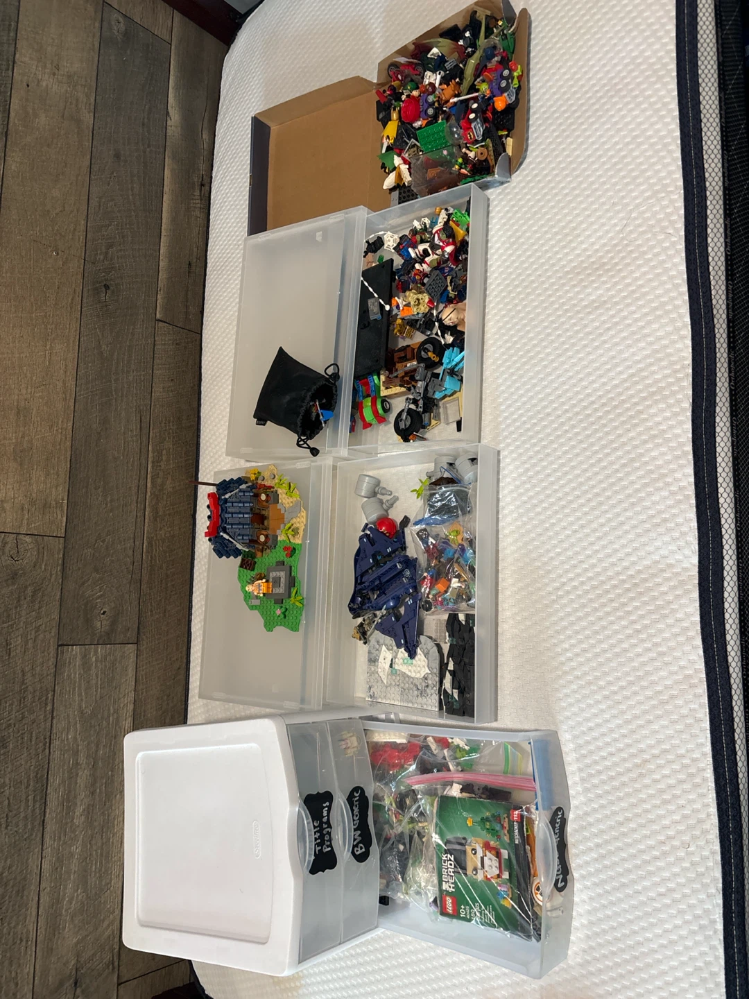 Large Collection of Assorted Building Bricks and Sets - photo 2