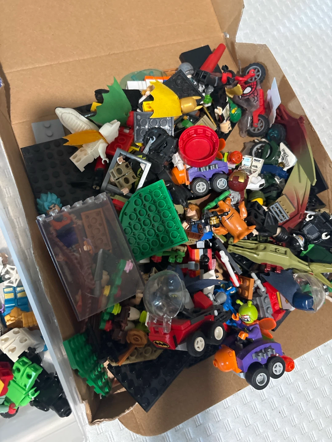 Large Collection of Assorted Building Bricks and Sets - photo 5