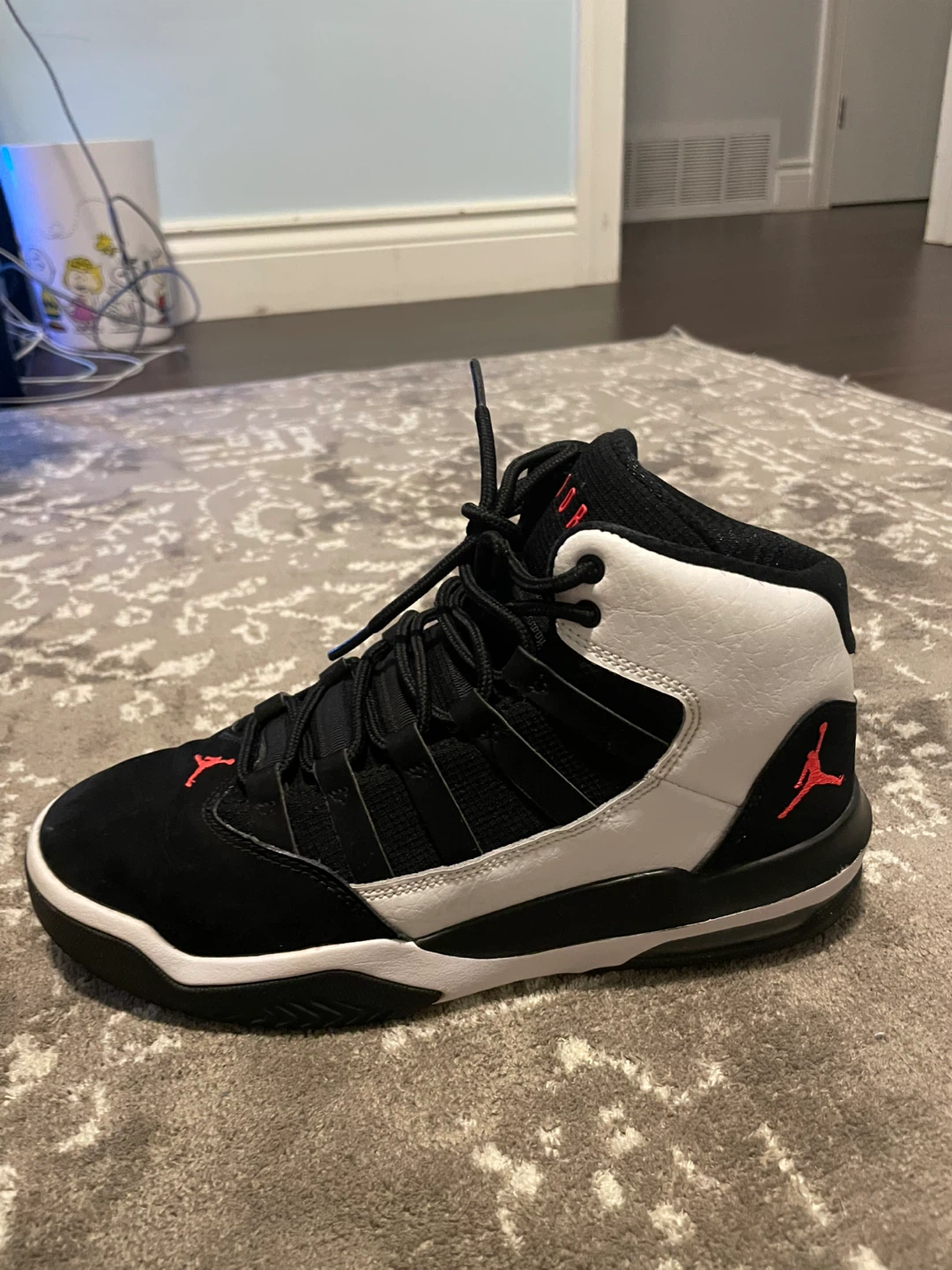 Jordan Max Aura 5 Youth Sneakers Black/White - photo 2