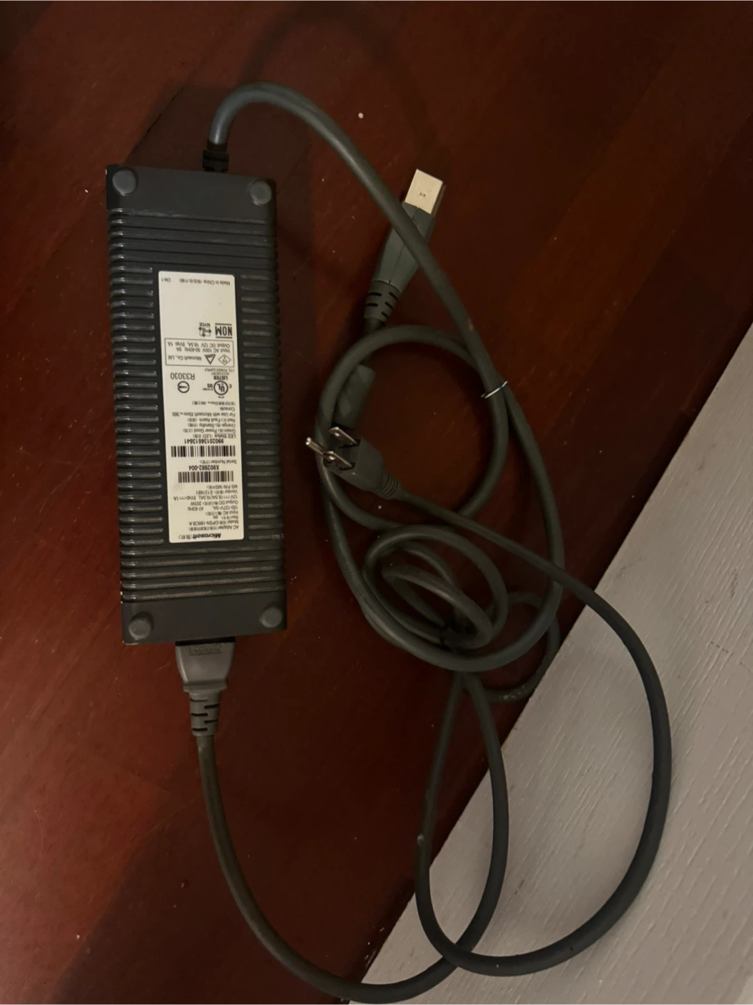Microsoft Xbox 360 AC Power Adapter
