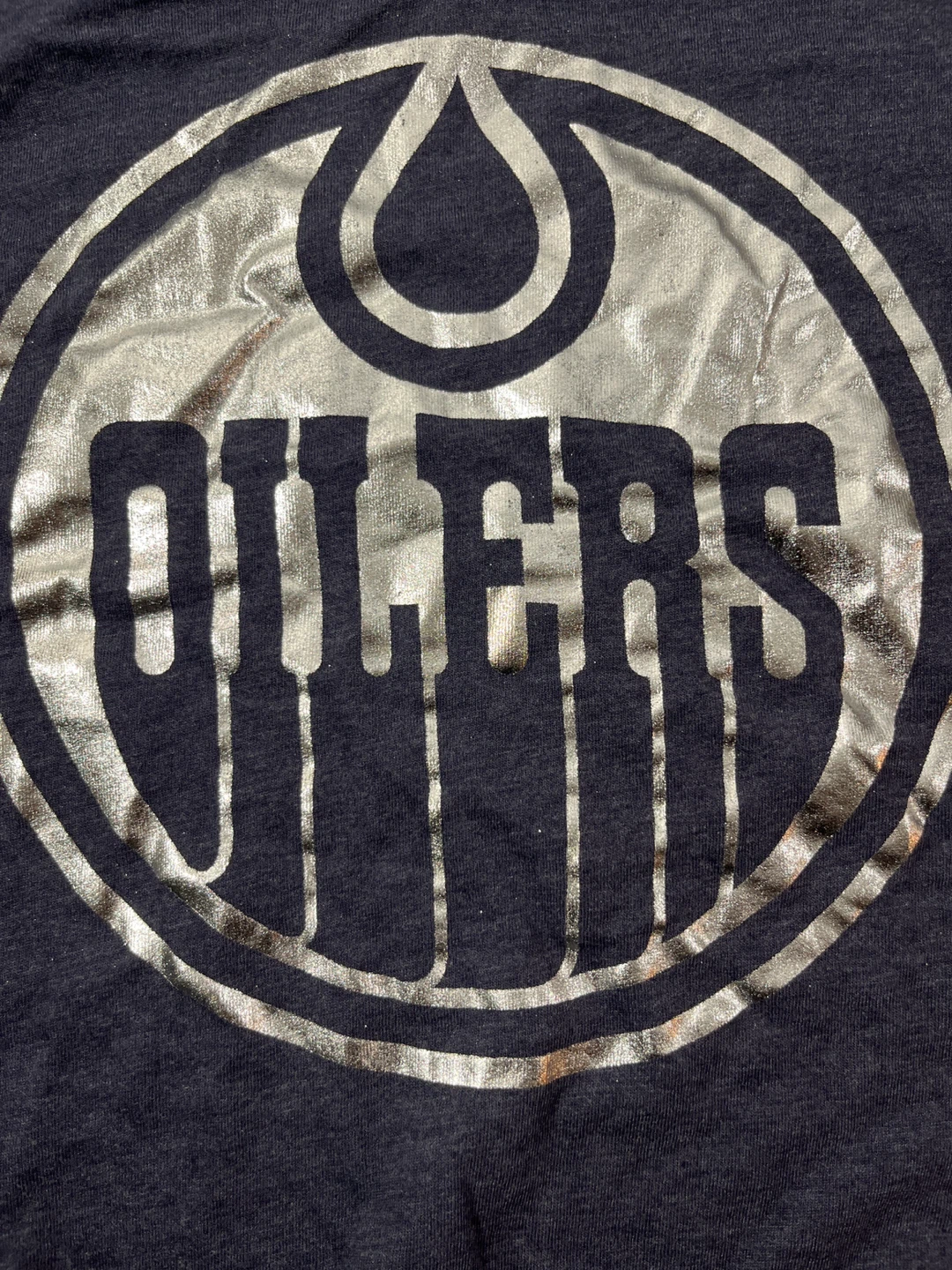 NEW Edmonton Oilers Women's Shirt (XL) - Shiny Silver Foil Logo!