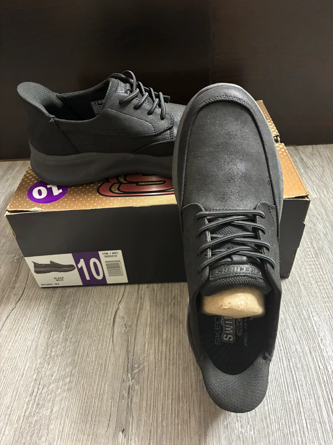 Brand new Skechers Swift Fit Shoes Size 10