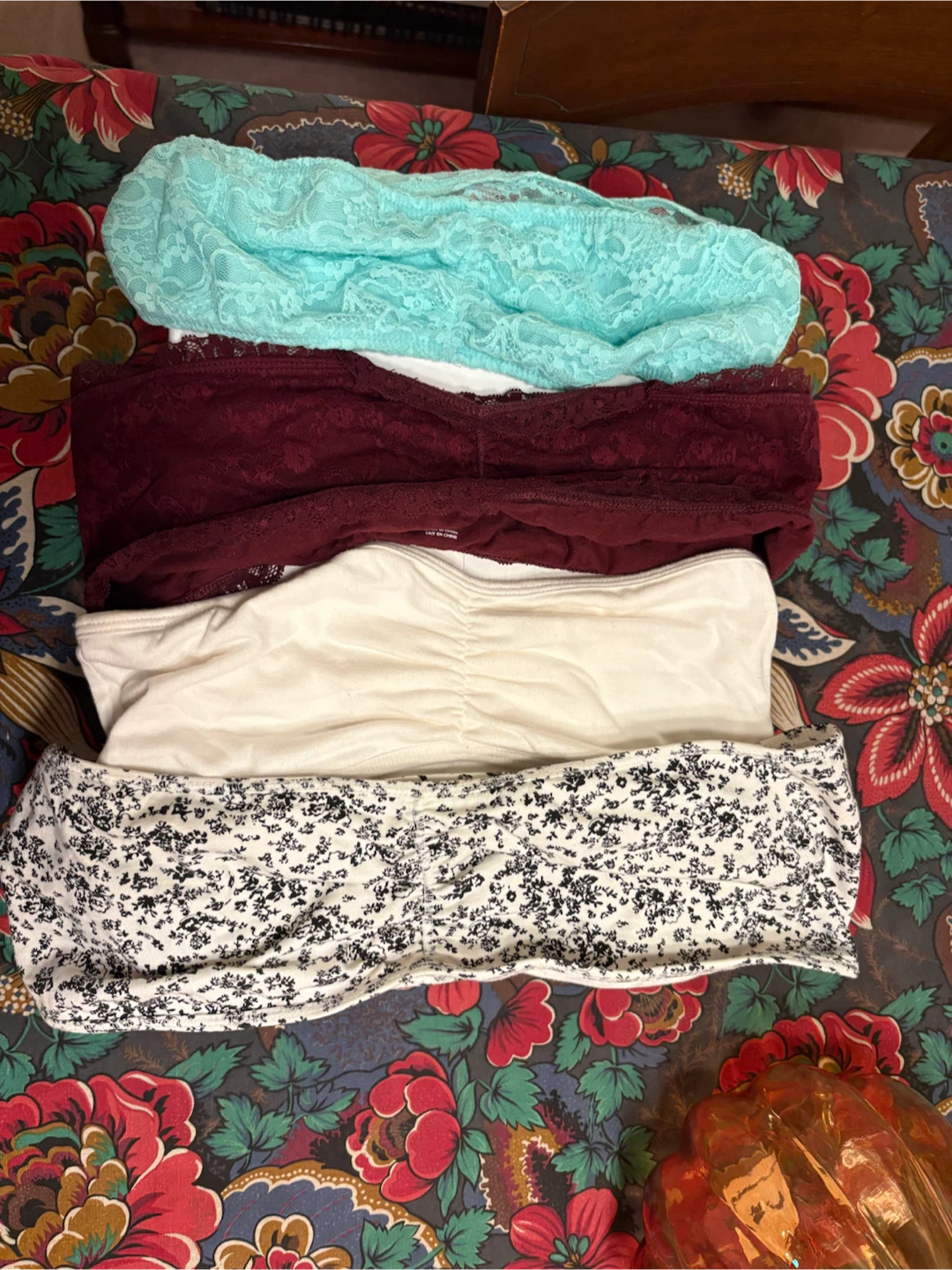 Set of 4 Bandeau Tops-3 medium-1 large- price for all