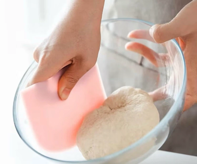 Pink PP Dough Scraper