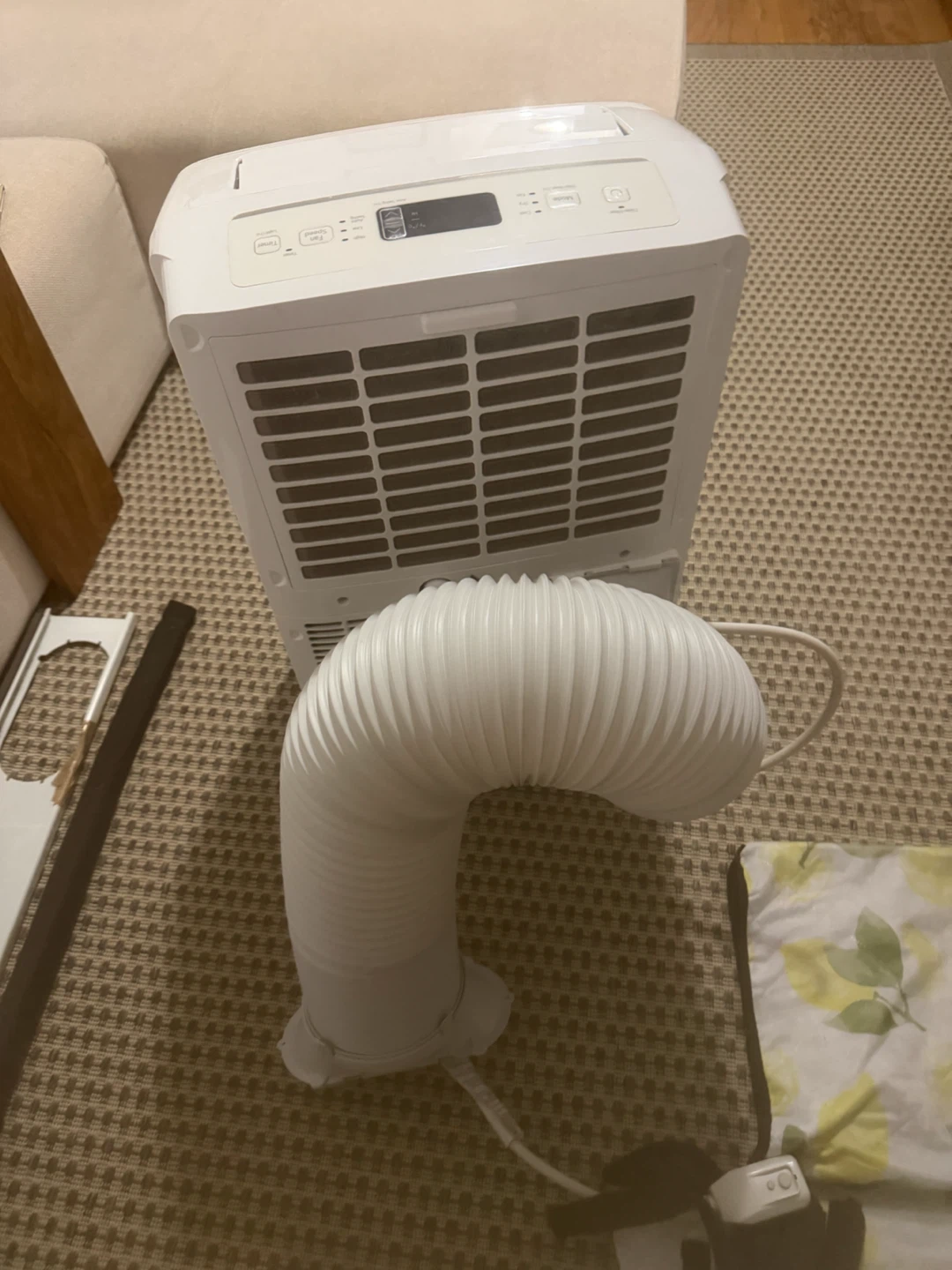 LG Portable Air Conditioner - photo 4