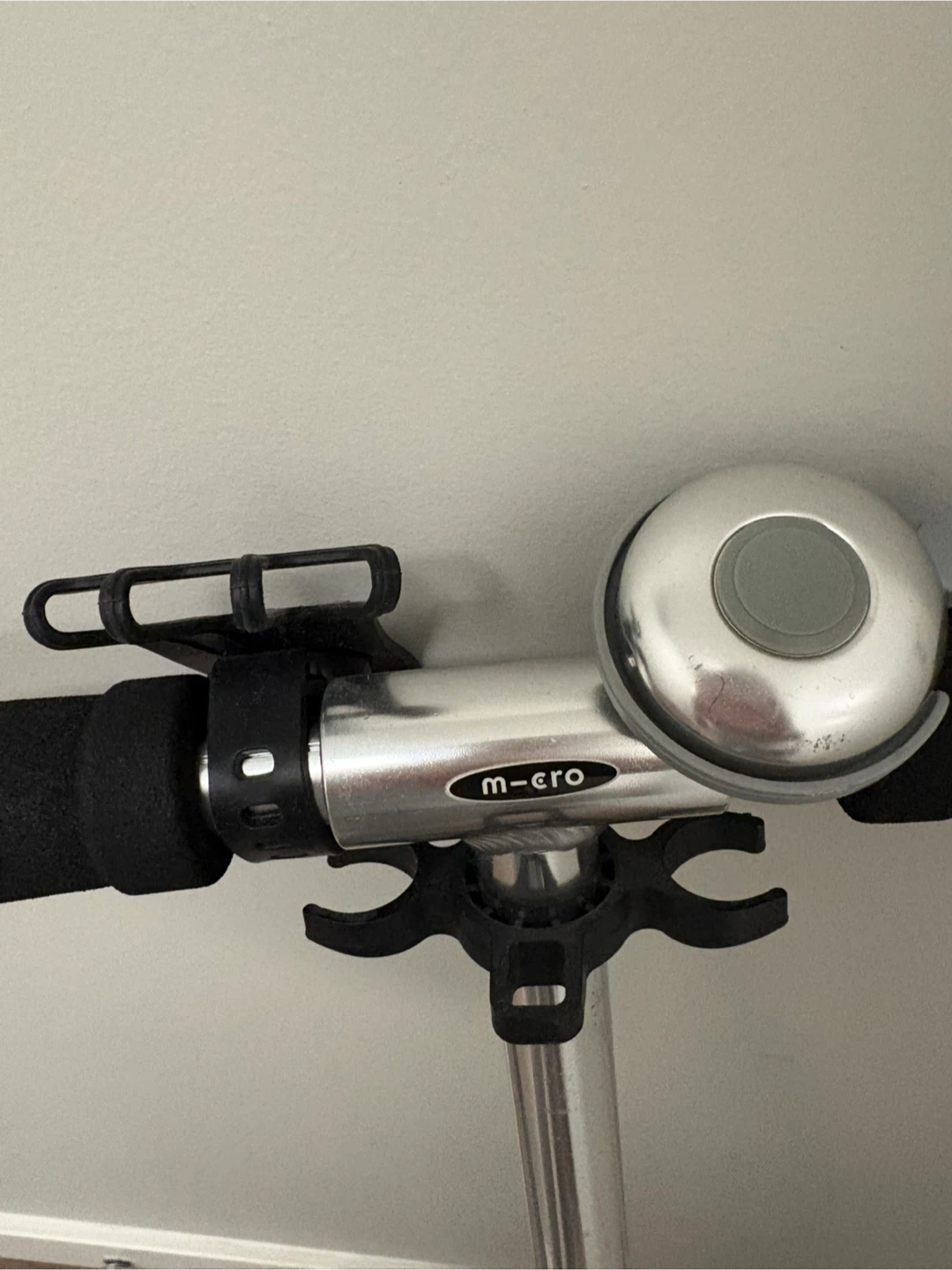 Micro Rocket Scooter with phone holder $ bell - photo 3