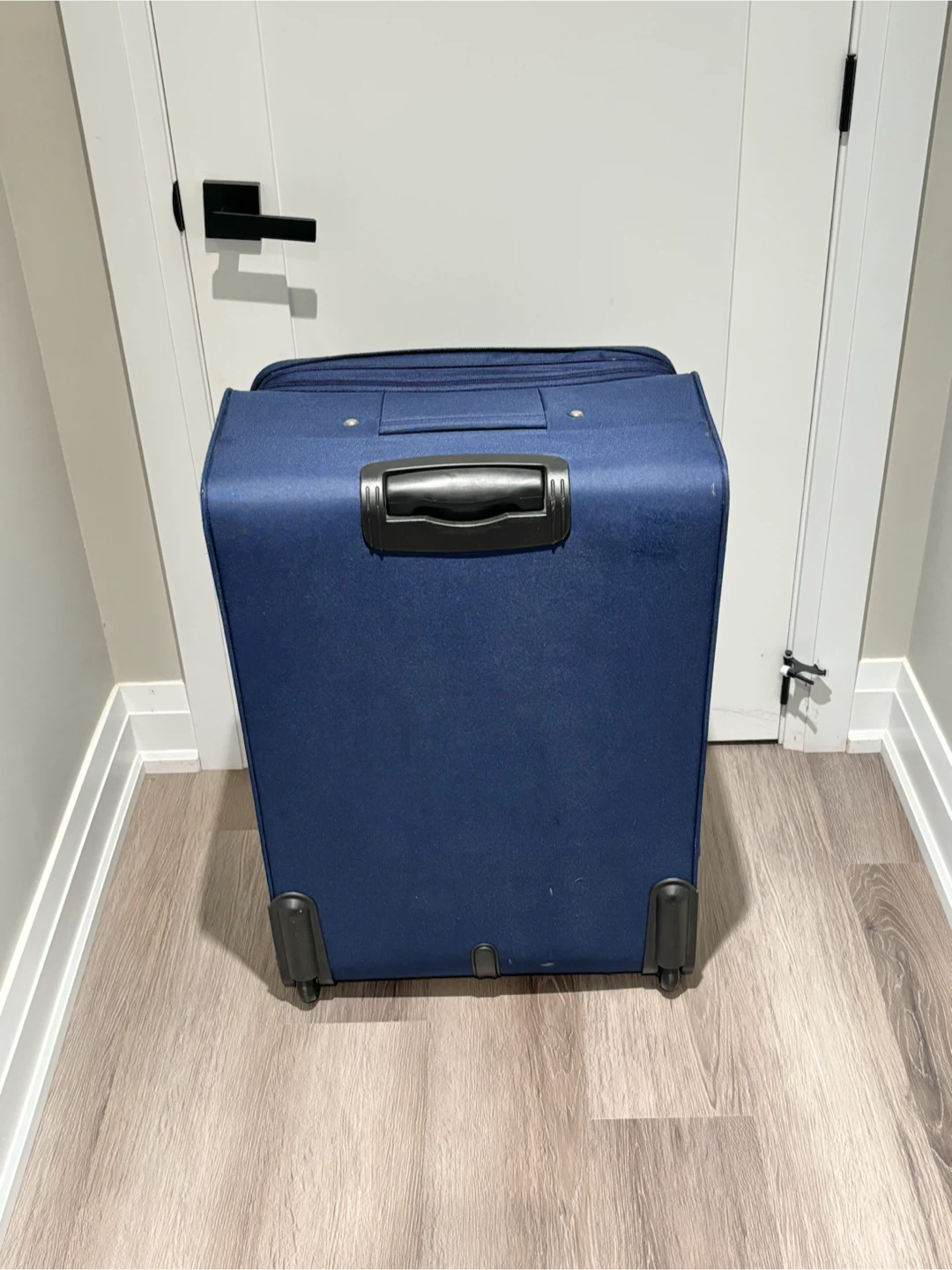 Kamilian Navy Blue Rolling Luggage - photo 3
