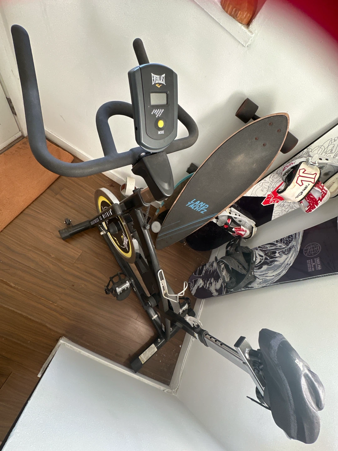 Everlast EV706 Indoor Exercise Bike