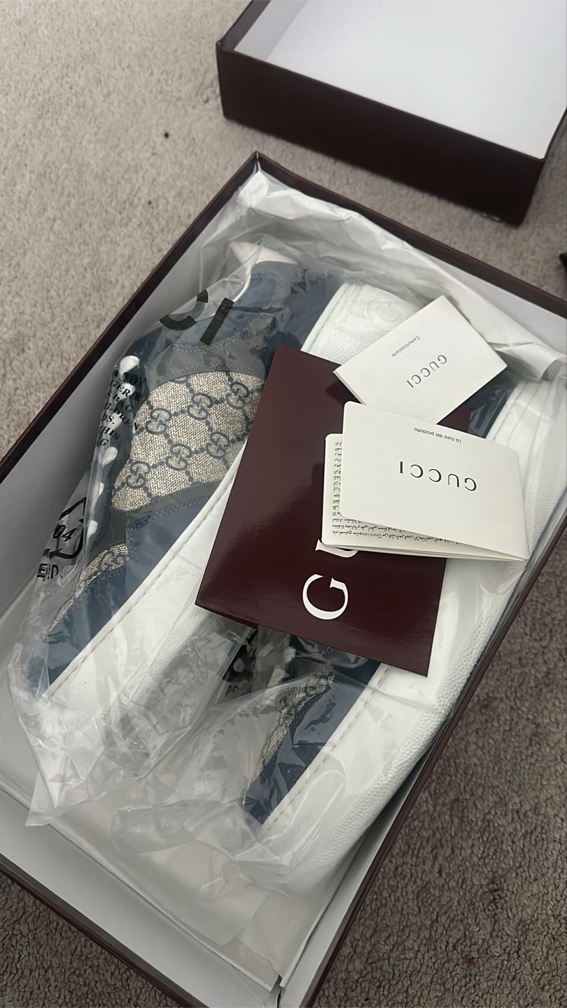 Gucci GG Supreme Blue Sneakers