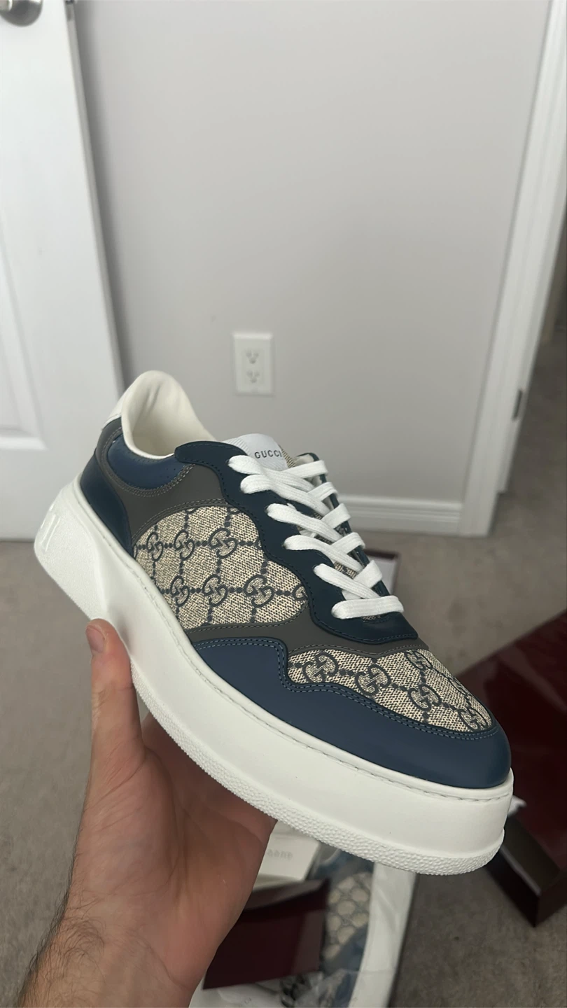 Gucci GG Supreme Blue Sneakers - photo 2